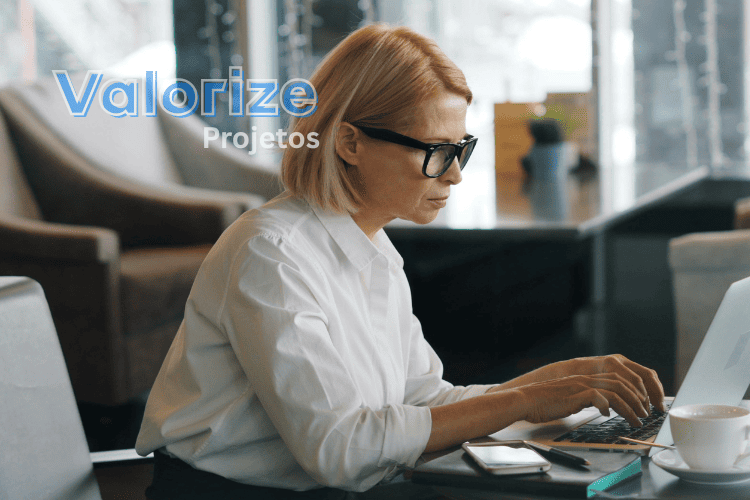 Aprenda a medir o ROI Social de projetos que você apoia e transforme investimentos em impacto real com a Valorize Projetos