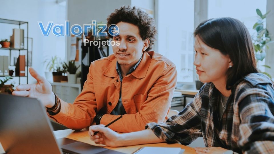Conheça os erros mais comuns em projetos incentivados e veja como evitá-los com planejamento, governança e apoio da Plataforma Valorize.